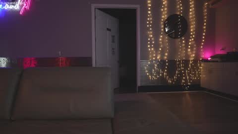 Snapshot of jackandjill chatting on 10/06/25, 06:27 JackJill online show from 10/06/25, 06:27