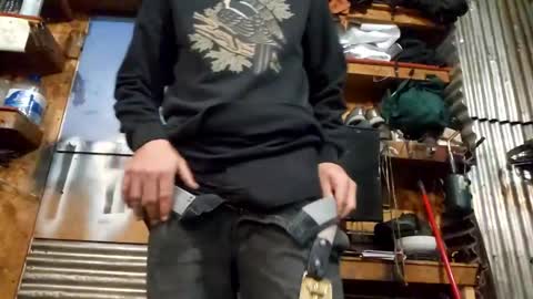 Snapshot of jackboys16 chatting on 11/01/25, 04:36 Dess online show from 11/01/25, 04:36