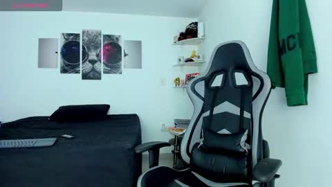 Snapshot of jackdeliciusdick chatting on 02/14/26, 12:13 jackdeliciusdick online show from 02/14/26, 12:13