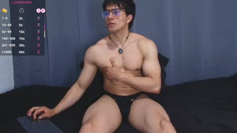Snapshot of jacke_buster chatting on 04/27/26, 12:52 Jacke online show from 04/27/26, 12:52
