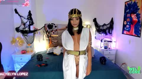 Jacky online show from 10/31/25, 11:17