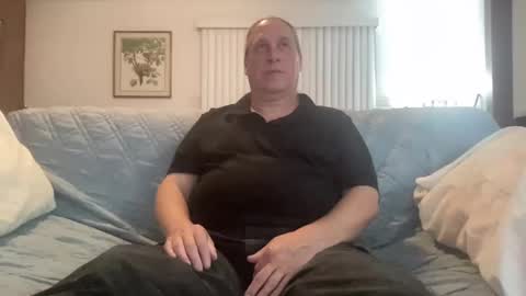 Snapshot of jackinhippie124 chatting on 10/28/25, 02:48 FunGuyTime online show from 10/28/25, 02:48