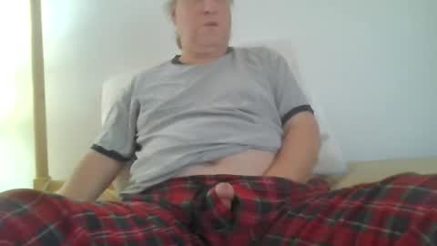 Snapshot of jackinhippie124 chatting on 06/17/26, 07:04 FunGuyTime online show from 06/17/26, 07:04