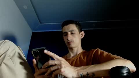 Snapshot of jackk_ho chatting on 02/12/25, 06:40 Jack online show from 02/12/25, 06:40