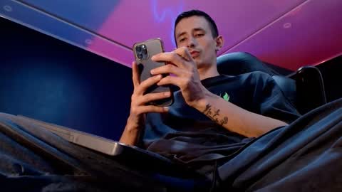 Snapshot of jackk_ho chatting on 09/14/25, 02:44 Jack online show from 09/14/25, 02:44