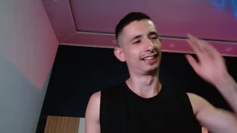 Snapshot of jackk_ho chatting on 09/18/25, 07:27 Jack online show from 09/18/25, 07:27