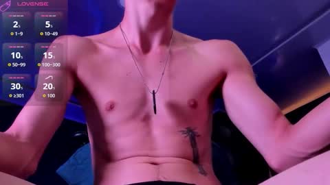 Snapshot of jackk_ho chatting on 10/22/25, 10:48 Jack online show from 10/22/25, 10:48