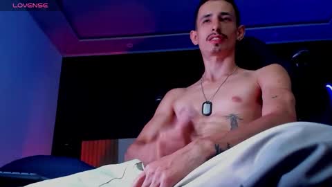 Snapshot of jackk_ho chatting on 11/08/25, 07:30 Jack online show from 11/08/25, 07:30