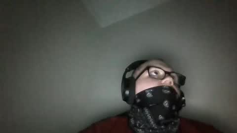 Snapshot of jacklack221 chatting on 02/04/25, 04:05 jack online show from 02/04/25, 04:05