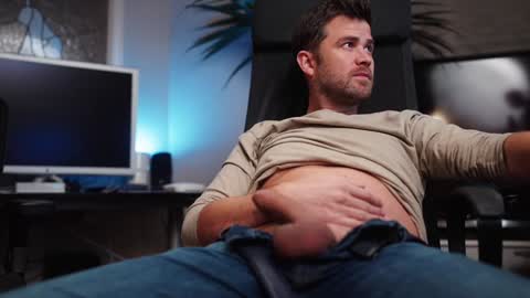 Snapshot of jackoffdude85 chatting on 12/21/24, 07:35 Colten Carter online show from 12/21/24, 07:35