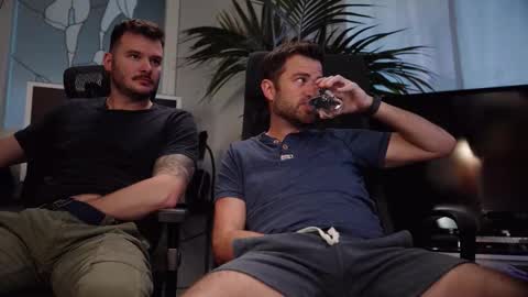 Snapshot of jackoffdude85 chatting on 11/04/25, 10:42 Colten Carter online show from 11/04/25, 10:42