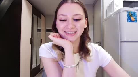 Snapshot of jackp0t__ chatting on 04/02/26, 12:03 Win by life online show from 04/02/26, 12:03