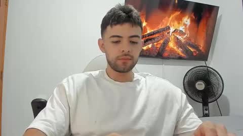 Snapshot of jackpit77 chatting on 11/24/25, 12:05 jackpit77 online show from 11/24/25, 12:05