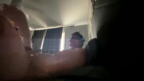 Snapshot of jacksmitty215 chatting on 03/29/26, 02:06 jacksmitty215 online show from 03/29/26, 02:06