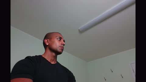 Snapshot of jackson_brownie chatting on 10/20/25, 06:08 Jacky online show from 10/20/25, 06:08