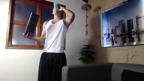 Snapshot of jackson_macleyn chatting on 02/27/26, 08:42 Jackson online show from 02/27/26, 08:42