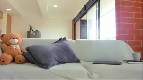 Snapshot of jackson_wayne__ chatting on 04/06/26, 01:23 Jackson Wayne online show from 04/06/26, 01:23