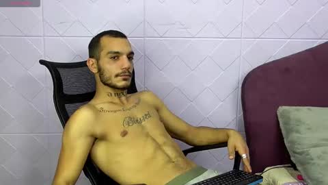 JacksonBee online show from 10/13/25, 05:02