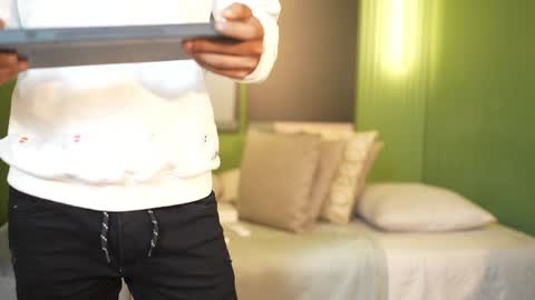 Jackson Bell online show from 12/02/24, 12:29