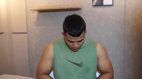 Jackson Bell online show from 12/02/25, 01:17