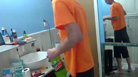 Snapshot of jacksonmale1974 chatting on 12/15/25, 12:15 funtimes49203 online show from 12/15/25, 12:15