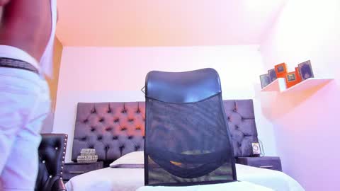 Jackson online show from 12/23/24, 04:28