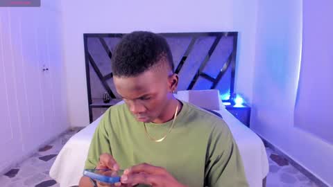 Snapshot of jacksonmuller_ chatting on 04/18/26, 01:59 Jackson online show from 04/18/26, 01:59