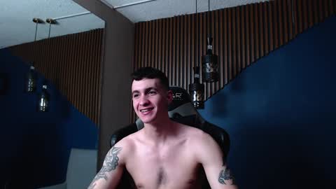 Snapshot of jacksonolsenn chatting on 12/27/24, 07:03 Jackson Olsen online show from 12/27/24, 07:03