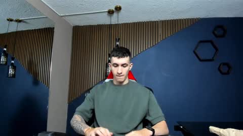 Snapshot of jacksonolsenn chatting on 01/11/25, 12:18 Jackson Olsen online show from 01/11/25, 12:18