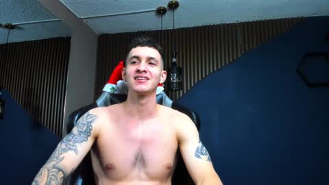 Snapshot of jacksonolsenn chatting on 01/12/25, 03:46 Jackson Olsen online show from 01/12/25, 03:46