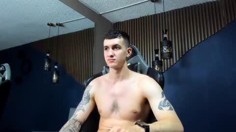 Snapshot of jacksonolsenn chatting on 01/14/25, 05:45 Jackson Olsen online show from 01/14/25, 05:45