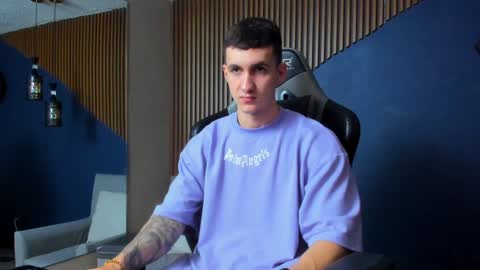 Snapshot of jacksonolsenn chatting on 01/19/25, 07:47 Jackson Olsen online show from 01/19/25, 07:47