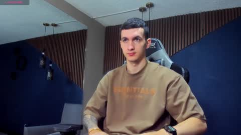 Snapshot of jacksonolsenn chatting on 01/23/25, 11:58 Jackson Olsen online show from 01/23/25, 11:58