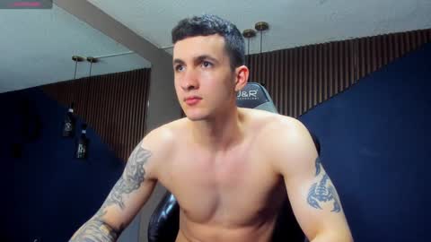 Snapshot of jacksonolsenn chatting on 01/23/25, 03:11 Jackson Olsen online show from 01/23/25, 03:11