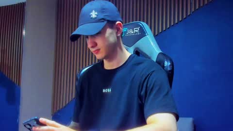 Snapshot of jacksonolsenn chatting on 01/26/25, 12:22 Jackson Olsen online show from 01/26/25, 12:22