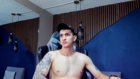 Snapshot of jacksonolsenn chatting on 01/26/25, 06:27 Jackson Olsen online show from 01/26/25, 06:27