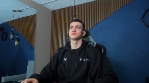 Snapshot of jacksonolsenn chatting on 02/04/25, 12:11 Jackson Olsen online show from 02/04/25, 12:11