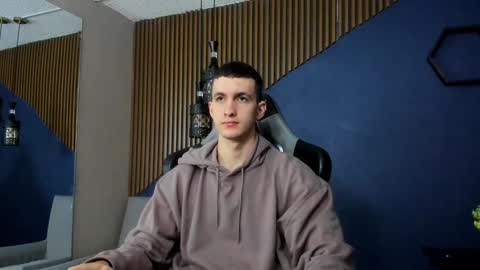 Snapshot of jacksonolsenn chatting on 02/05/25, 12:06 Jackson Olsen online show from 02/05/25, 12:06