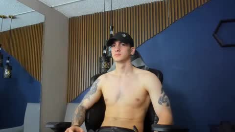 Snapshot of jacksonolsenn chatting on 02/10/25, 04:25 Jackson Olsen online show from 02/10/25, 04:25