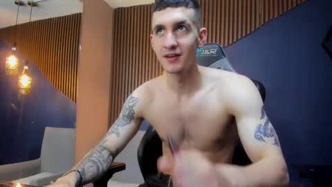 Snapshot of jacksonolsenn chatting on 03/07/25, 06:11 Jackson Olsen online show from 03/07/25, 06:11