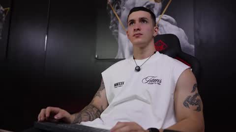 Jackson Olsen online show from 02/01/26, 09:02