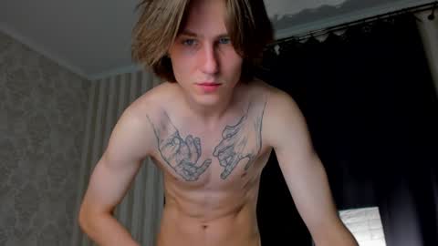 Snapshot of jacksonvox chatting on 12/22/24, 12:07 Nikolay online show from 12/22/24, 12:07