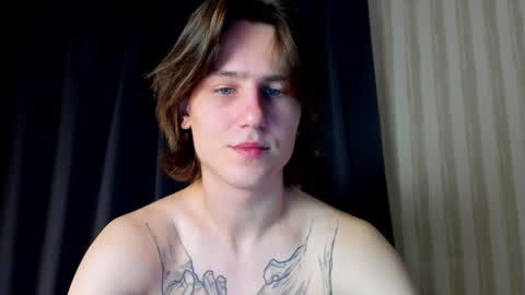 Snapshot of jacksonvox chatting on 01/25/25, 04:23 Nikolay online show from 01/25/25, 04:23