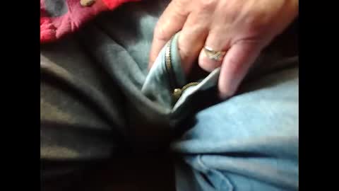 Snapshot of jacktoome383324 chatting on 02/18/25, 08:36 jacktoome383324 online show from 02/18/25, 08:36