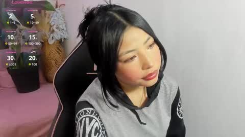Snapshot of jackye_tay chatting on 09/24/25, 11:35 JACKYE online show from 09/24/25, 11:35