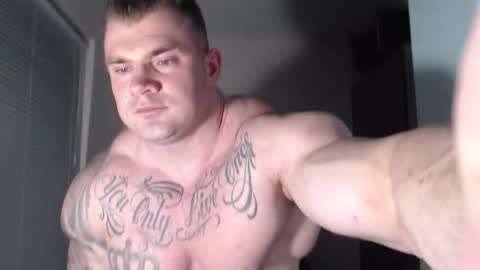 Snapshot of jackyhuge chatting on 11/11/25, 11:16 Jacky online show from 11/11/25, 11:16