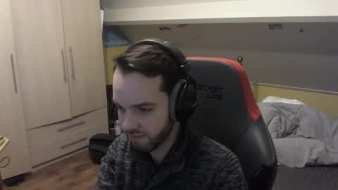 Snapshot of jackynee chatting on 01/04/25, 04:32 Jack online show from 01/04/25, 04:32