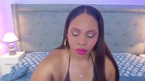 Snapshot of jackynorriss chatting on 03/01/25, 12:01 Jacky Norriss online show from 03/01/25, 12:01