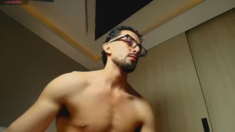 jacob__adams online show from 04/19/26, 12:22