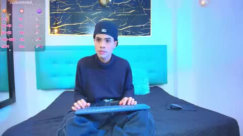 Snapshot of jacob_blackwell chatting on 11/12/25, 04:24 jacob_blackwell online show from 11/12/25, 04:24